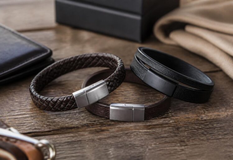Lederarmband Herren: Worauf es beim Kauf ankommt