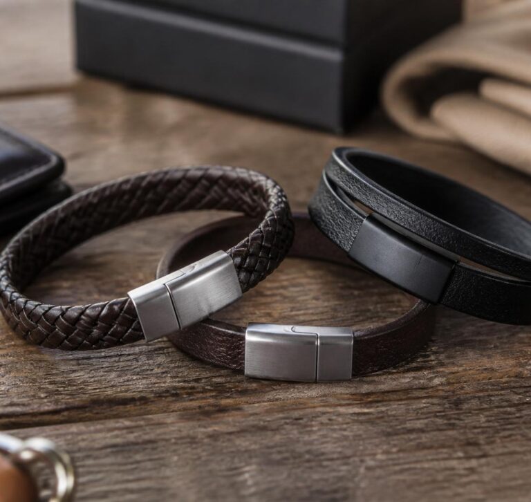 Lederarmband Herren: Worauf es beim Kauf ankommt